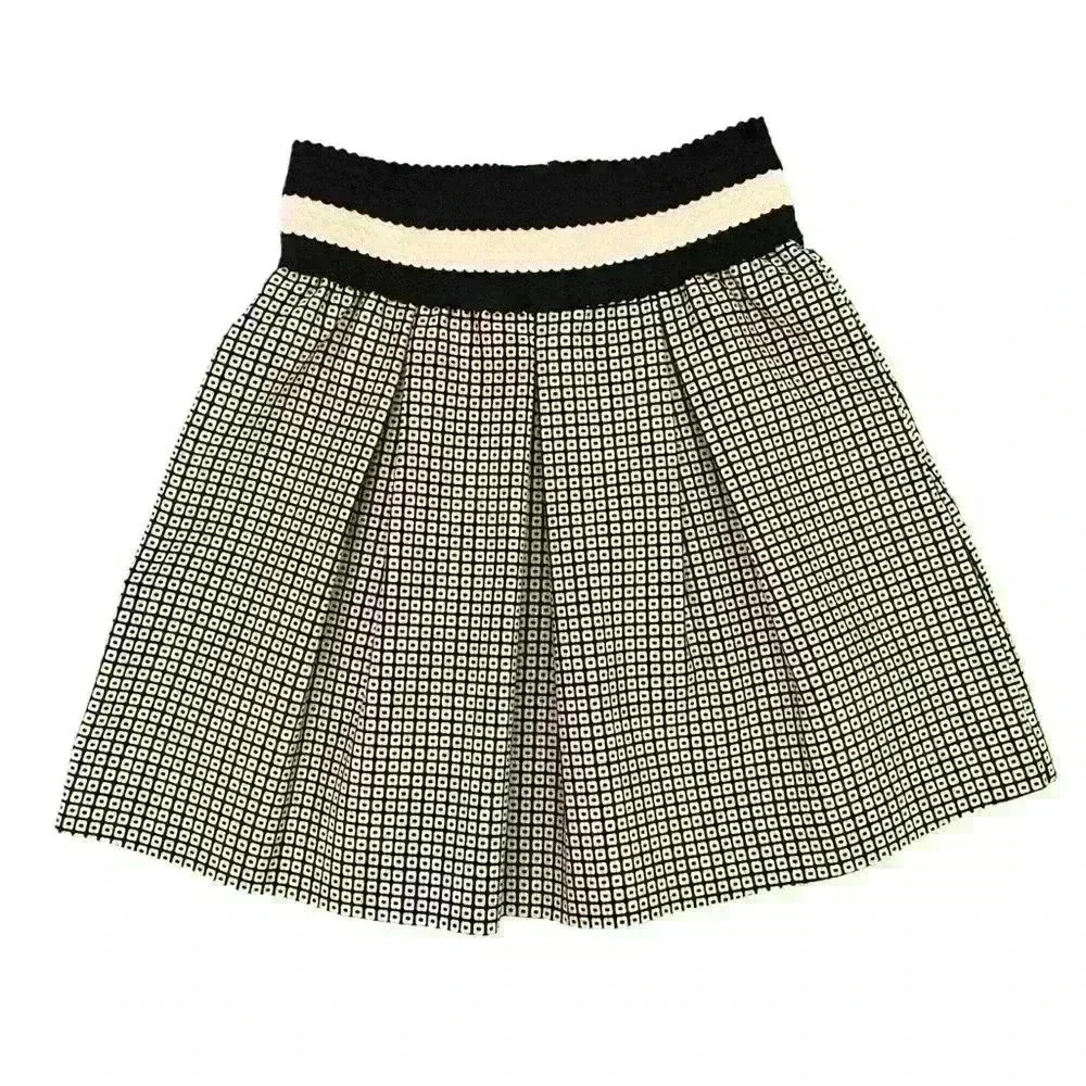 Anthropologie Maeve Pleated Black White Geometric Ballad Swing Skirt XSmall